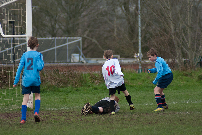 u12_boys_vs_avondale_local_cup_jan_21st_2012_20130823_1190464386