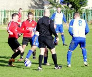 seniors_vs_bluebell_fai_int_cup_qtr_2013_20130823_1634599346