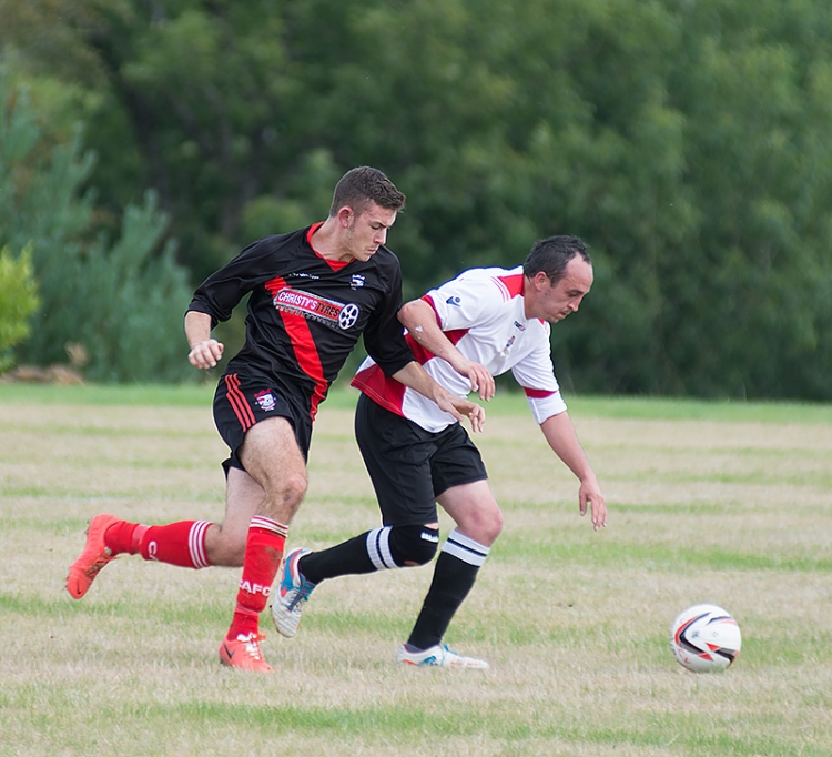 seniors_vs_castleview_aug_2014_20140916_1370872956