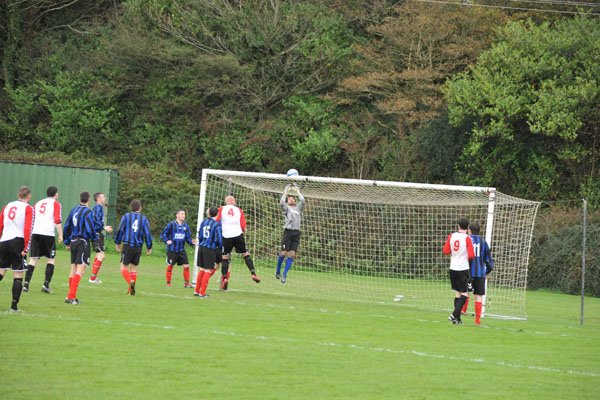 seniors_vs_ringmahon_oct_15th_2011_20130819_1205026747