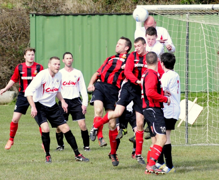 seniors_vs_ringmahon_apr_6th_2013_20130820_1909190400
