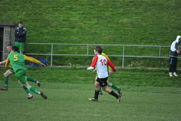 seniors_vs_rockmount_donie_forde_sf_20130820_1078201192