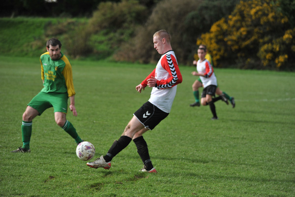 seniors_vs_rockmount_donie_forde_sf_20130820_1233393113