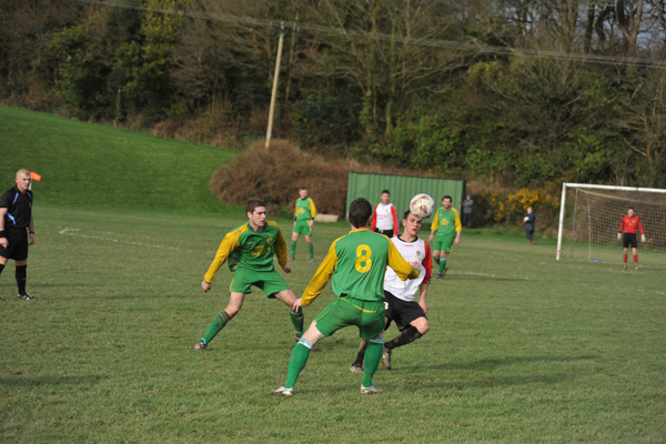 seniors_vs_rockmount_donie_forde_sf_20130820_1409985145