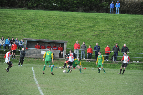 seniors_vs_rockmount_donie_forde_sf_20130820_1422537495