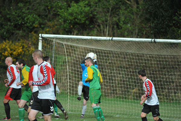 seniors_vs_rockmount_donie_forde_sf_20130820_1439090398