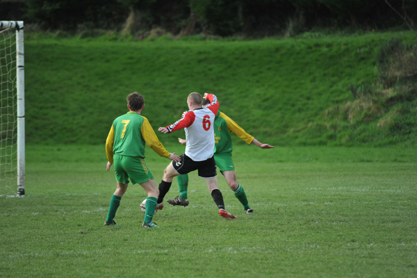 seniors_vs_rockmount_donie_forde_sf_20130820_1728470666