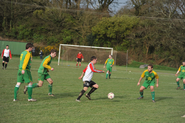 seniors_vs_rockmount_donie_forde_sf_20130820_1805235067