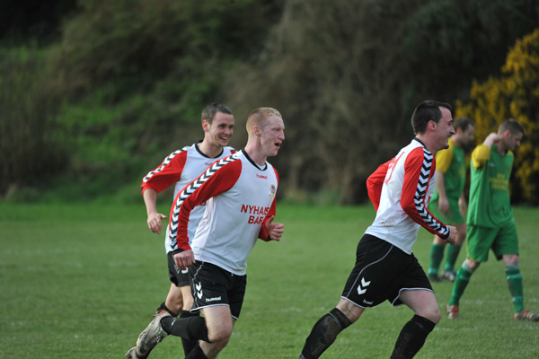 seniors_vs_rockmount_donie_forde_sf_20130820_1998495557