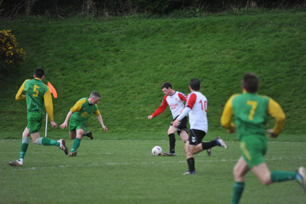 seniors_vs_rockmount_donie_forde_sf_20130820_2069461645
