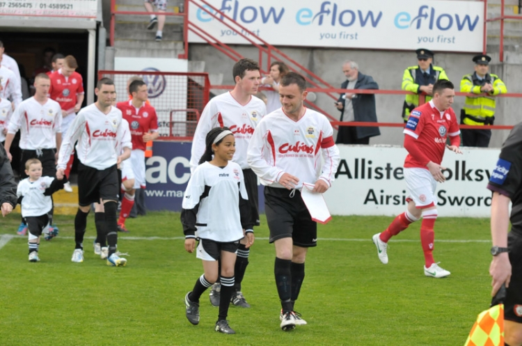 seniors_vs_shels_fai_senior_cup_2nd_round_20130823_1060830588