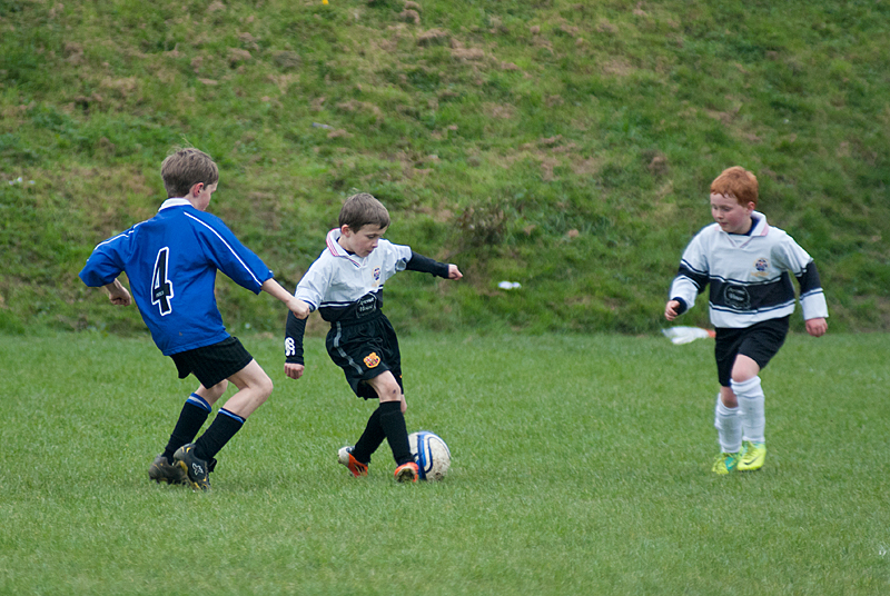 u10_boys_vs_glountane_apr_1st_2012_20130821_2061530177