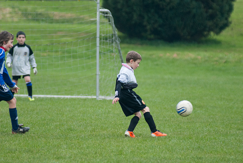 u10_boys_vs_glountane_apr_1st_2012_20130821_2062477329