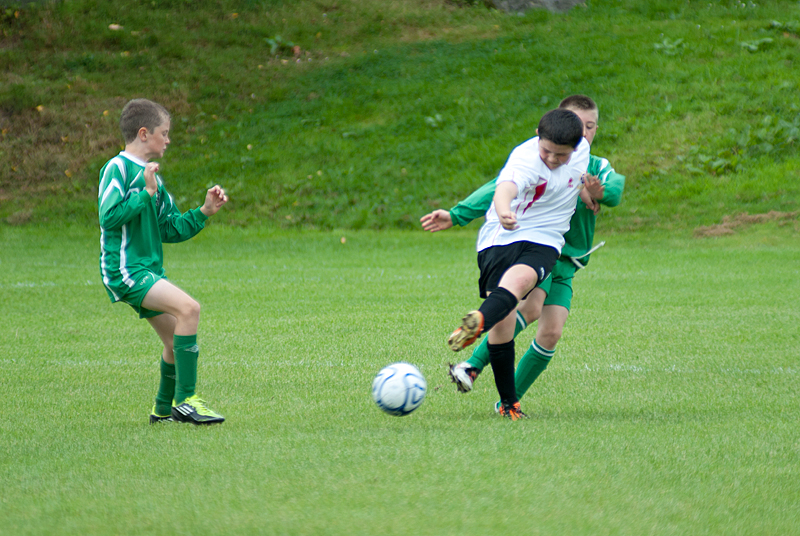 u12_boys_vs_killinardish_sep_3rd_2011_20130823_1752927393