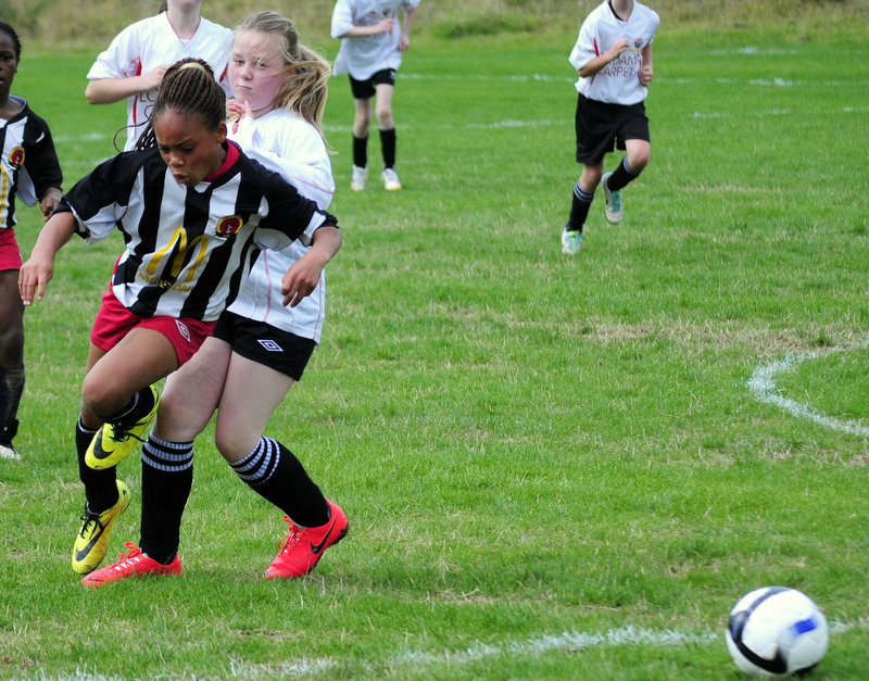 u12_girls_vs_midleton_20th_sept_2014_9_20140922_1221847390