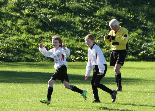u12_girls_vs_watergrasshill_27th_oct_2012_20130820_1013009069