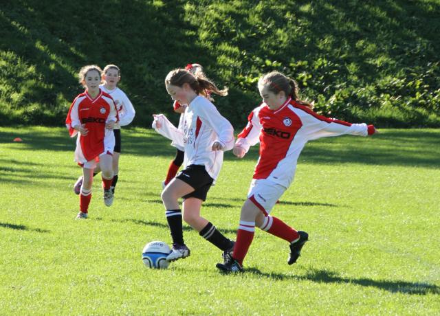 u12_girls_vs_watergrasshill_27th_oct_2012_20130820_1740494332