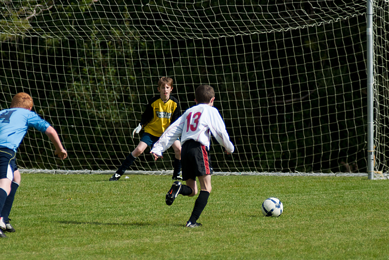 u13_boys_vs_avondale_a_sept_8th_2012_20130821_1194528186