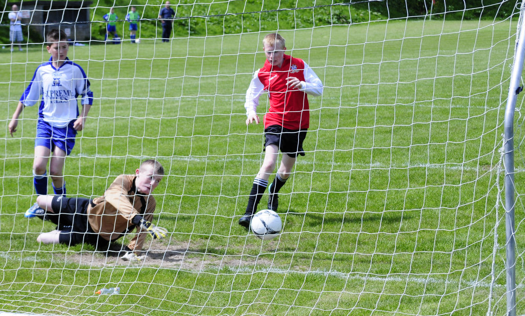 u14_boys_vs_leeds_17th_may_2014_-_league_champions_20140518_1753036552