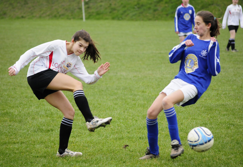 u14_girls_vs_kinsale_mar_2nd_2013_20130820_1249094927