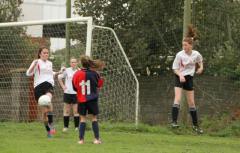 u14_girls_vs_lakewood_oct_12th_2013_20131024_1399409018