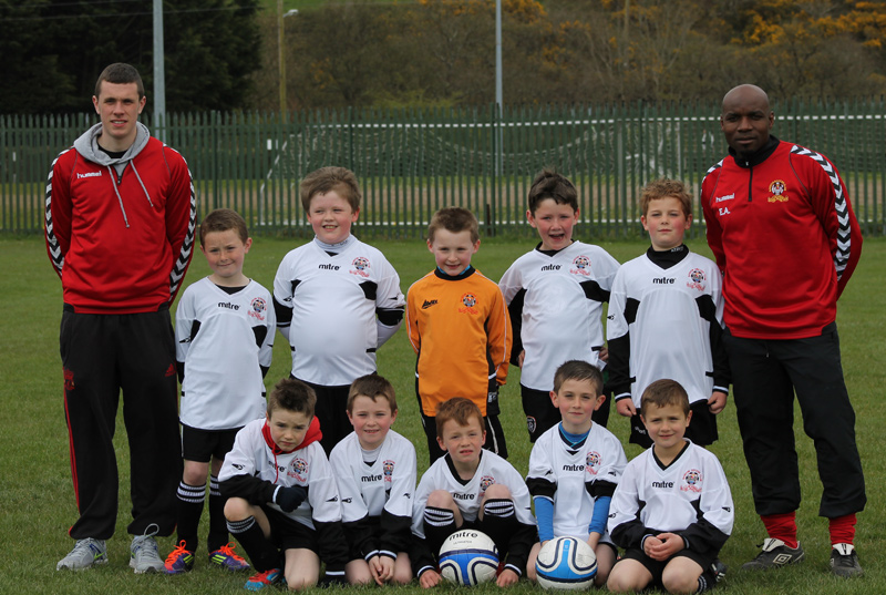 u8_boys_team_photo_2012_13_season_1_20130820_1119099753